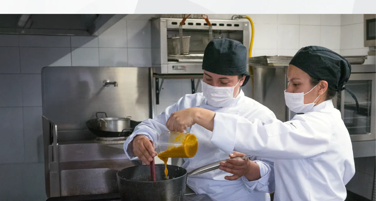 Preparación de alimentos para Profesional en Gastronomía